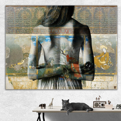 تابلو نقاشی بانویی در میان داستان رستم و اسفندیار